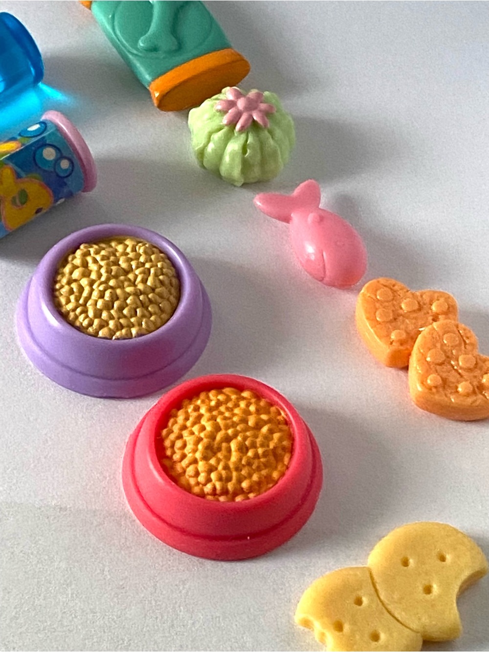 Littlest Pet Shop LPS Food Accessories Lot Bundle - Picture 3 of 6